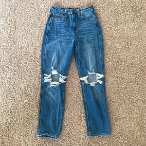 Hollister mom jeans